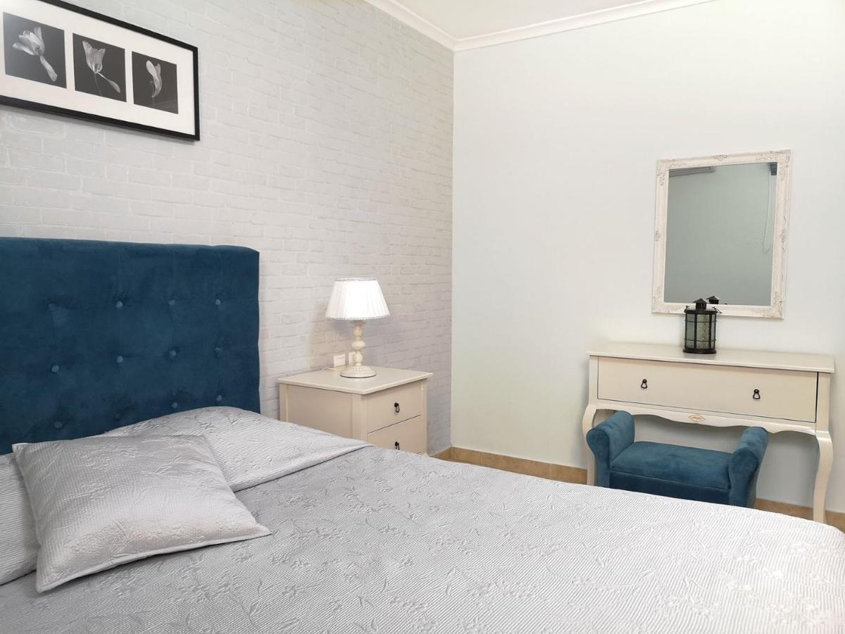 Pirofani Villa Apartments Apolpaina Esterno foto