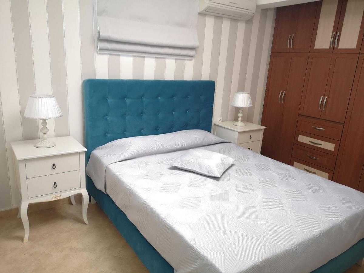 Pirofani Villa Apartments Apolpaina Esterno foto