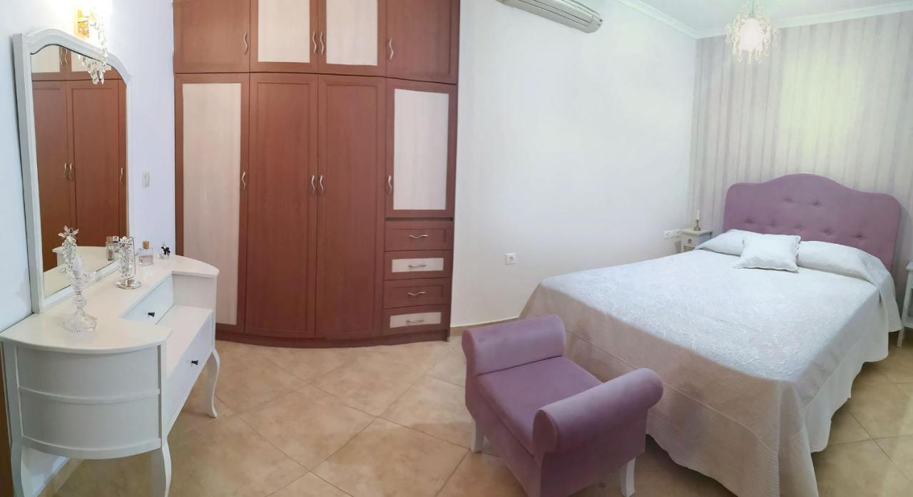 Pirofani Villa Apartments Apolpaina Esterno foto