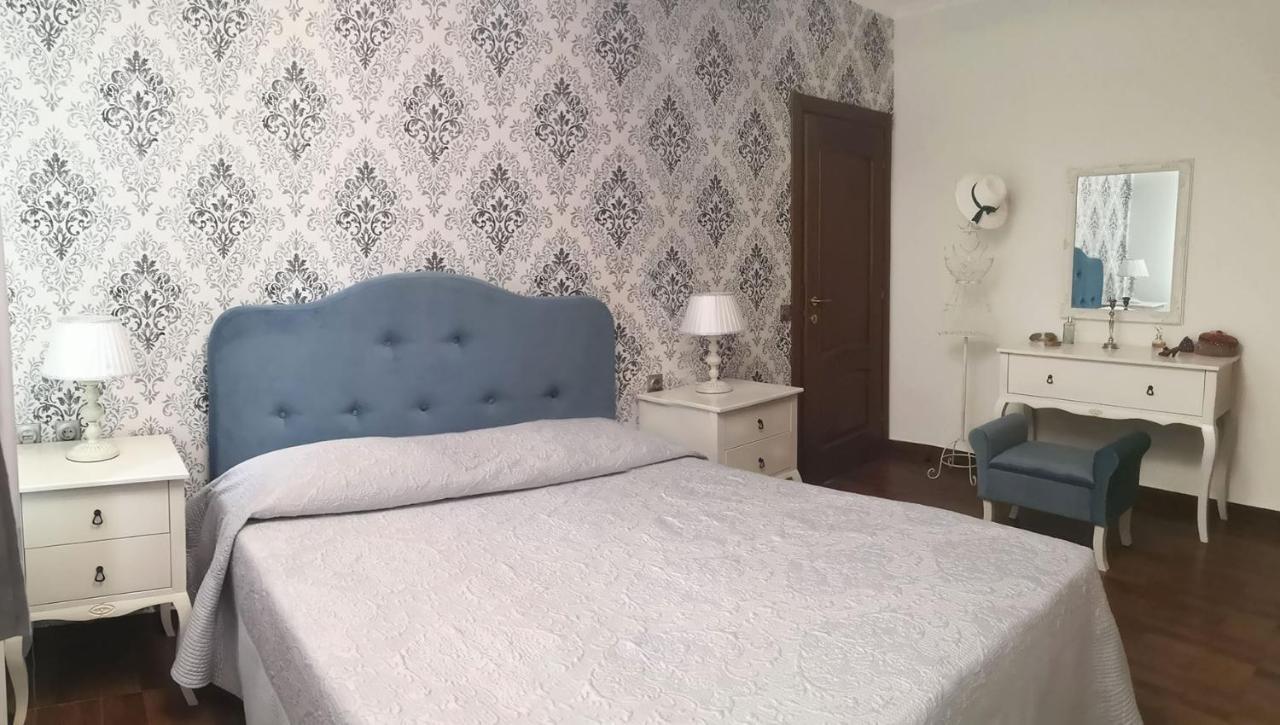 Pirofani Villa Apartments Apolpaina Esterno foto