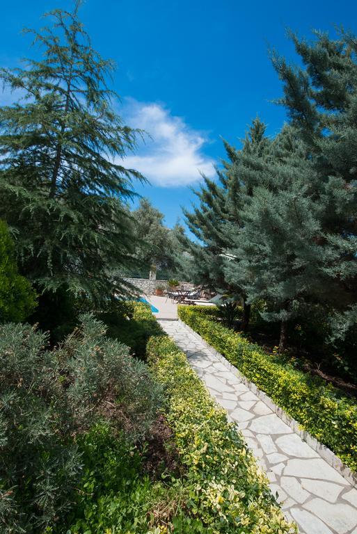 Pirofani Villa Apartments Apolpaina Esterno foto
