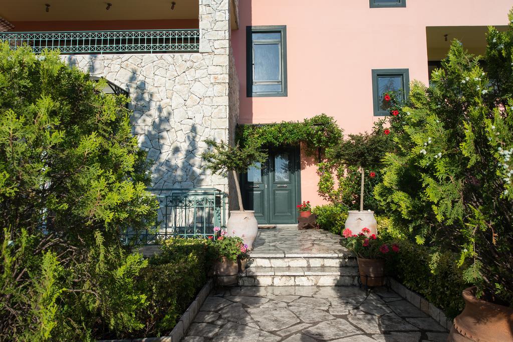 Pirofani Villa Apartments Apolpaina Esterno foto